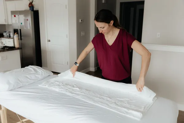 Dr. Danaya during an in-home pelvic floor therapy visit in Utah Valley